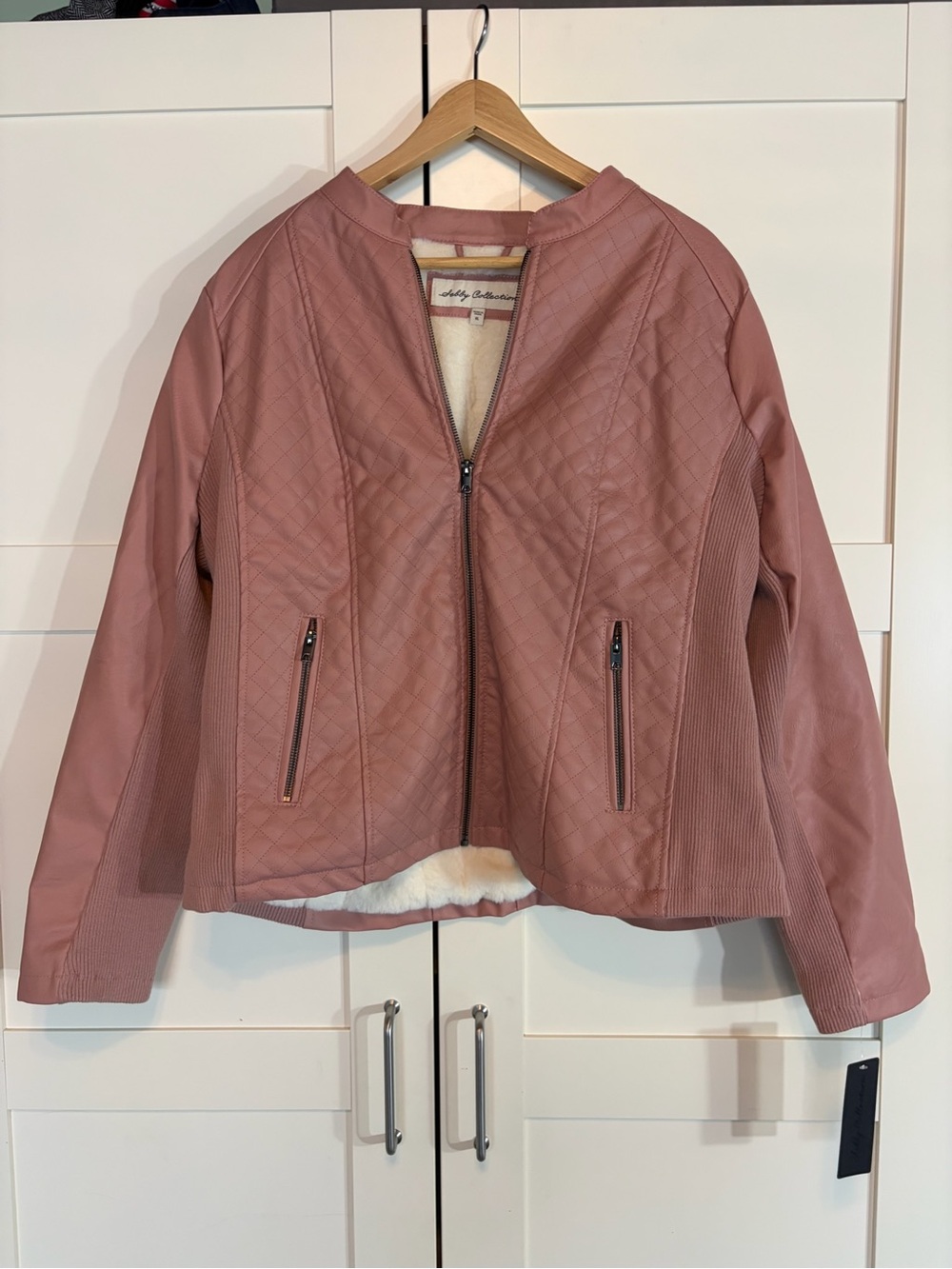 Quilted Mauve Women's Jacket with Zip Front W